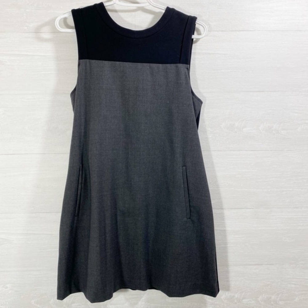 Theory women’s Mini sleeveless dress Size 10 Color Black/Gray